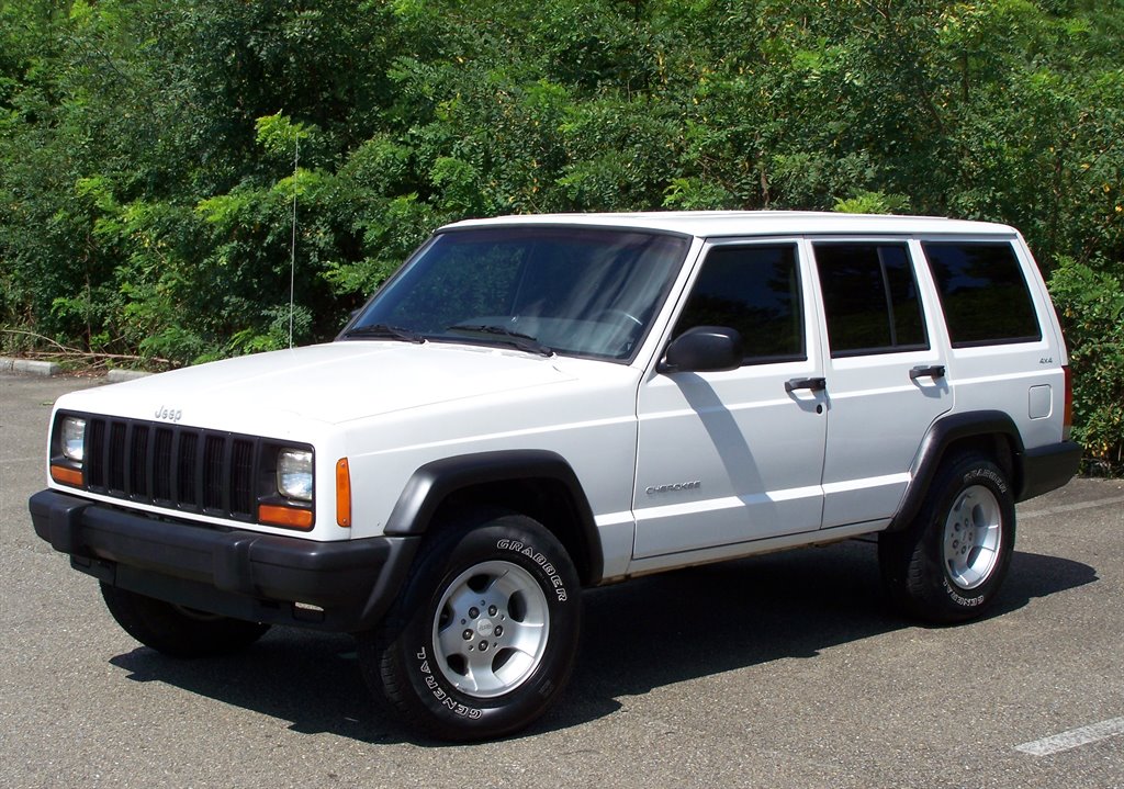 1999 Jeep Cherokee SE's photo