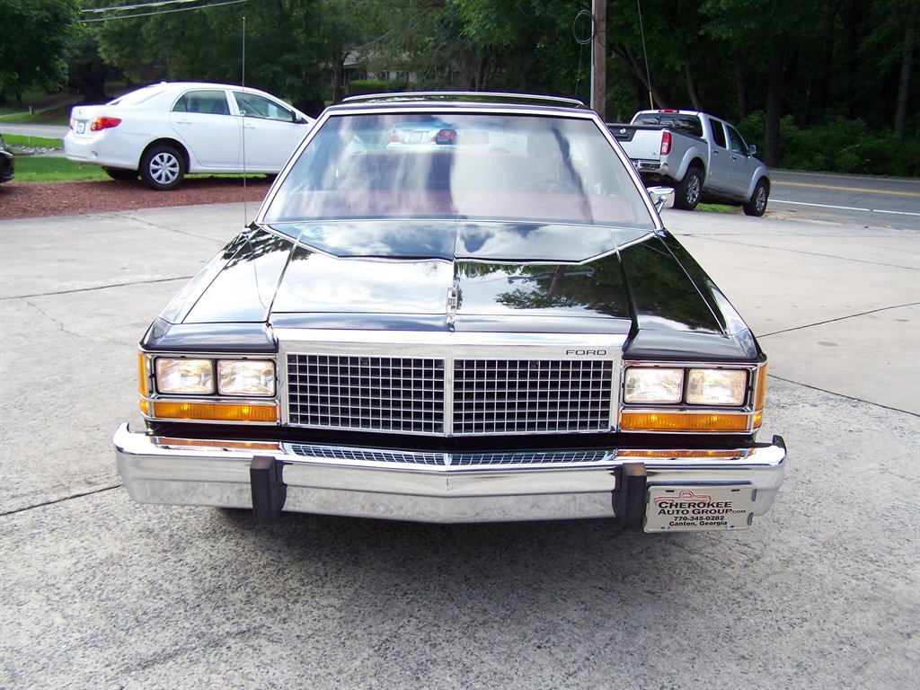 1981 Ford LTD - Photo 42