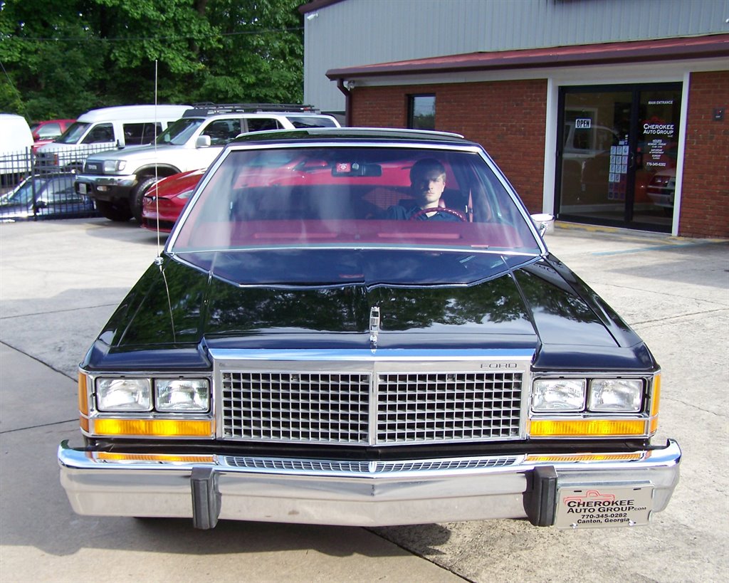 1981 Ford LTD - Photo 21