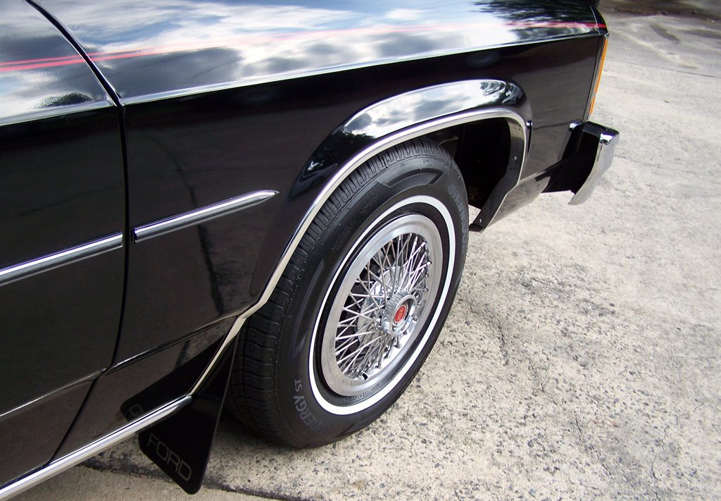 1981 Ford LTD - Photo 37