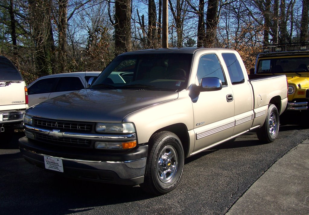 2002 Chevrolet Silverado 1500 LS