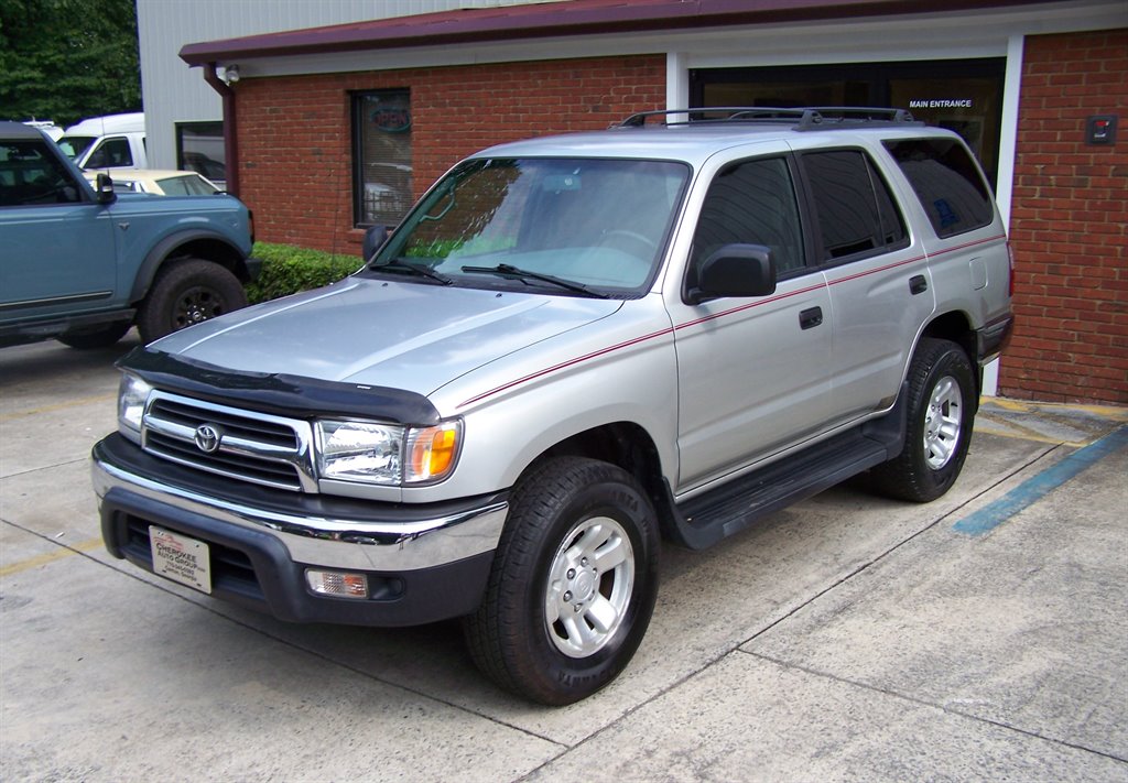 2000 Toyota 4Runner Base