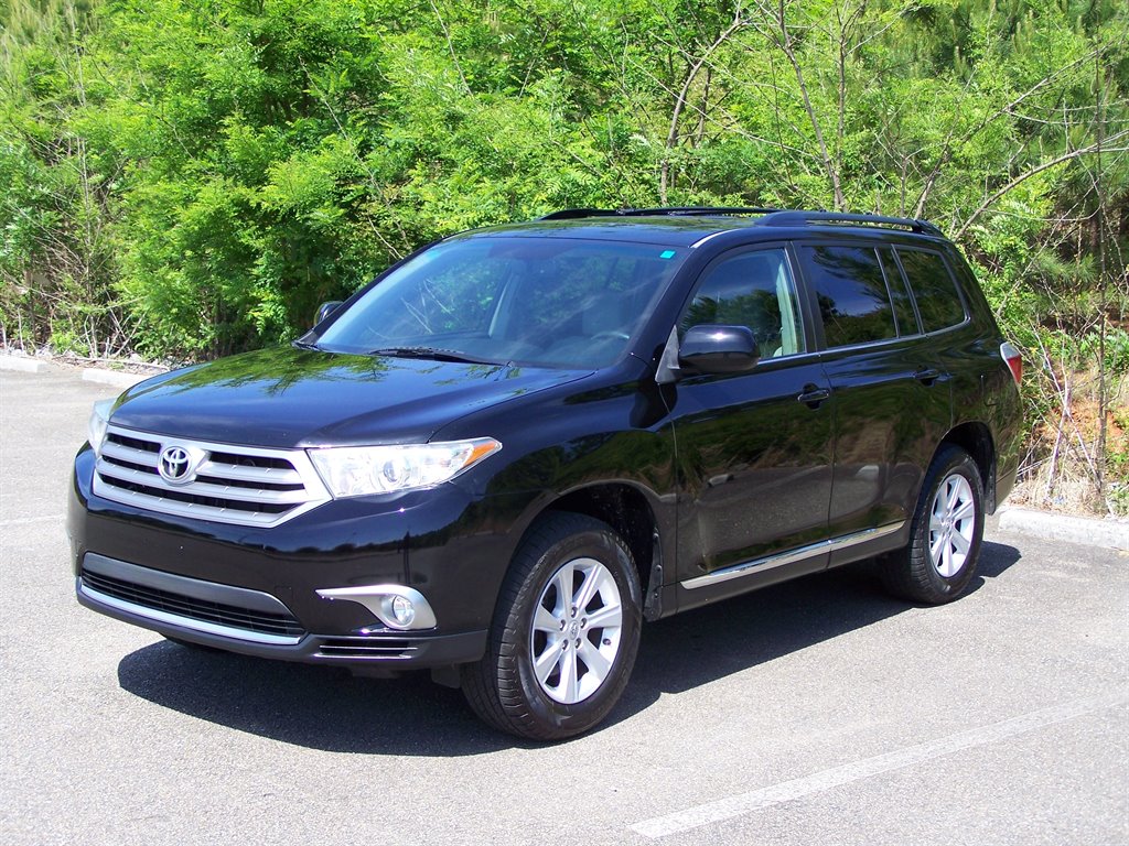 2012 Toyota Highlander SE